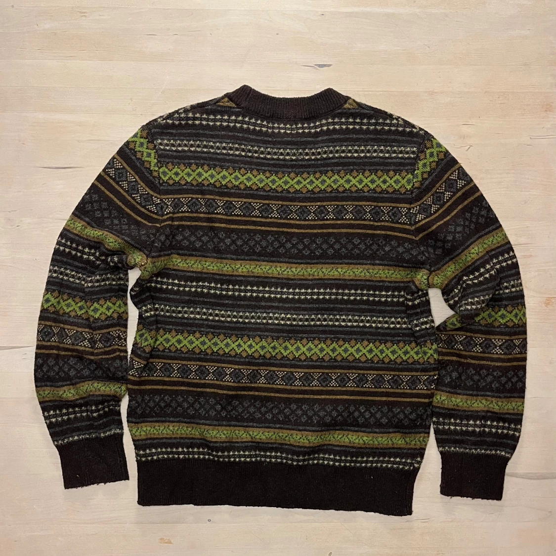 Mönstrad brun stickad tröja H&M - 1