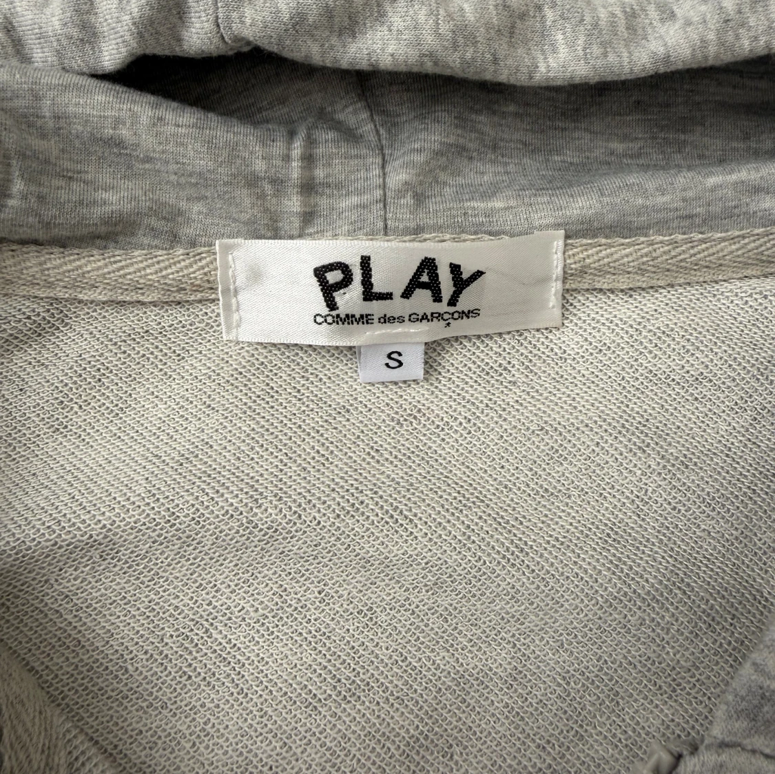 Grå hoodie Comme des Garcons Play - 3