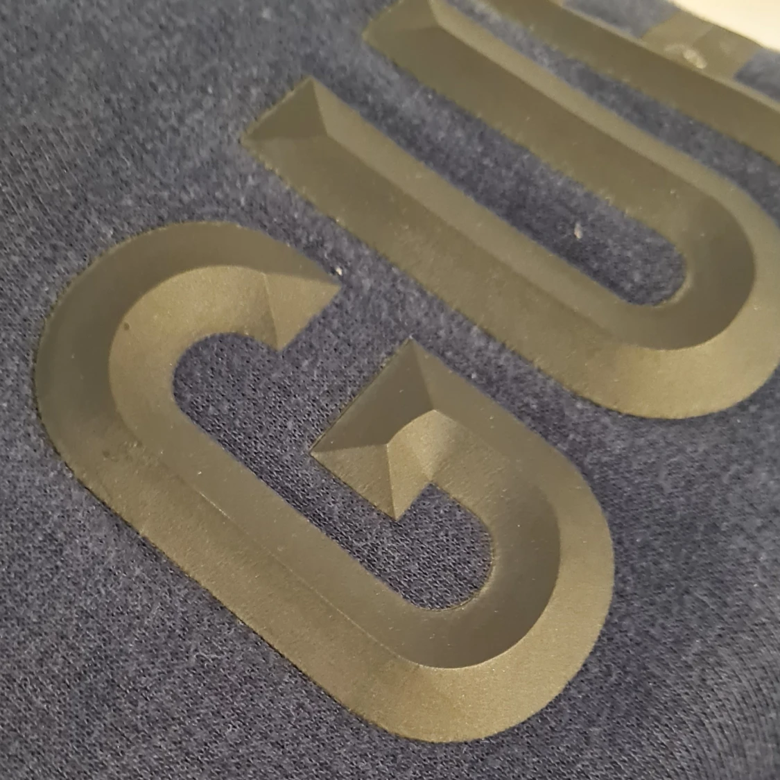 Mörkblå Guess sweater  - 1