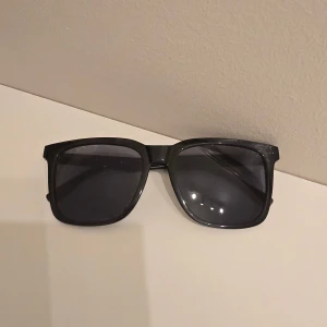 Solglasögon - Solglasögon