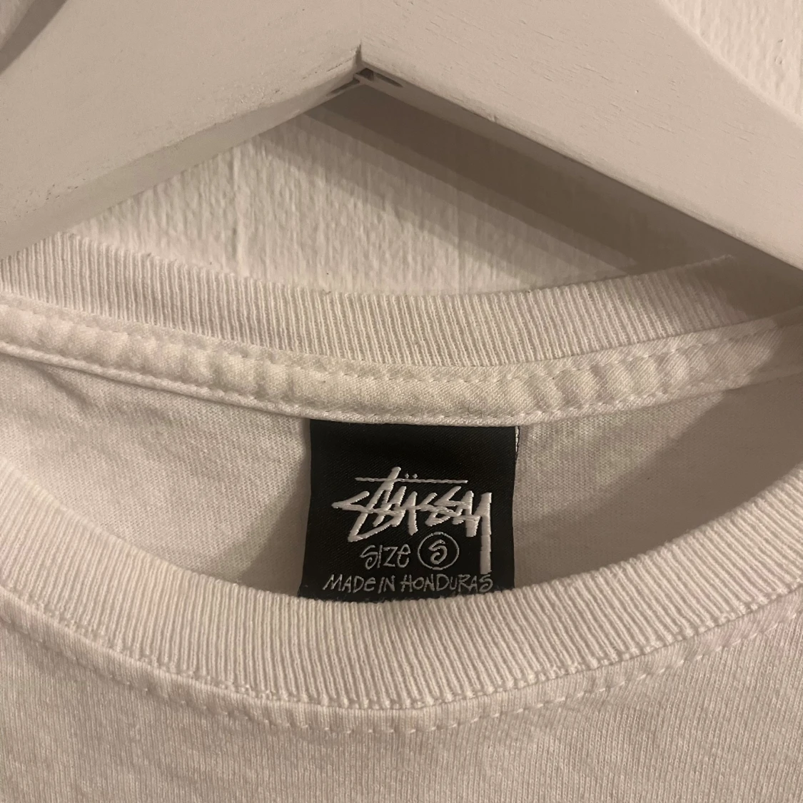 Vit Stüssy t-shirt med logga - 2