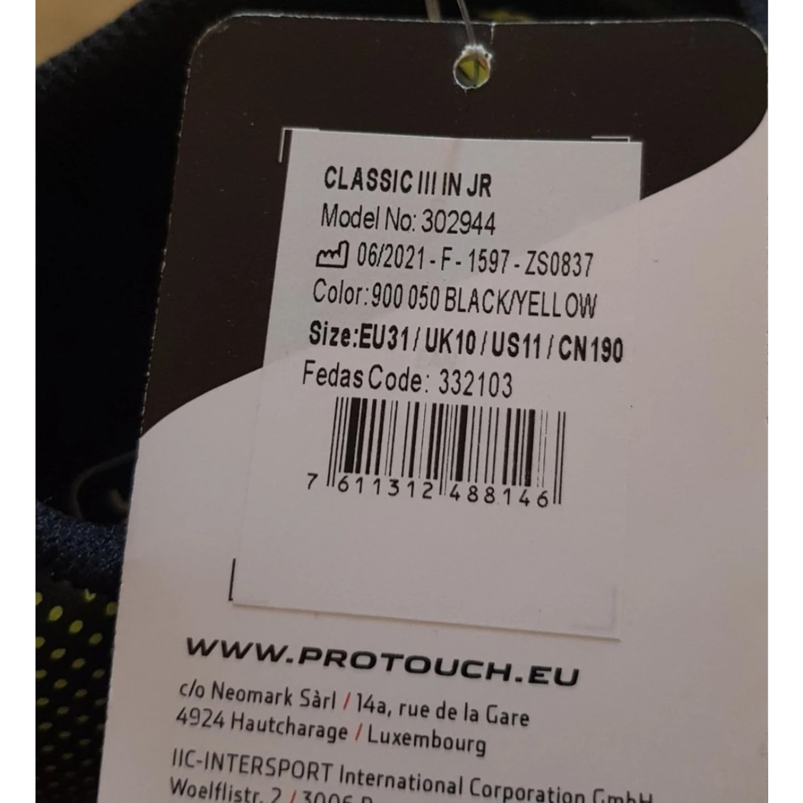 Oanvända Pro Touch fotbollsskor, strl 31 - 4