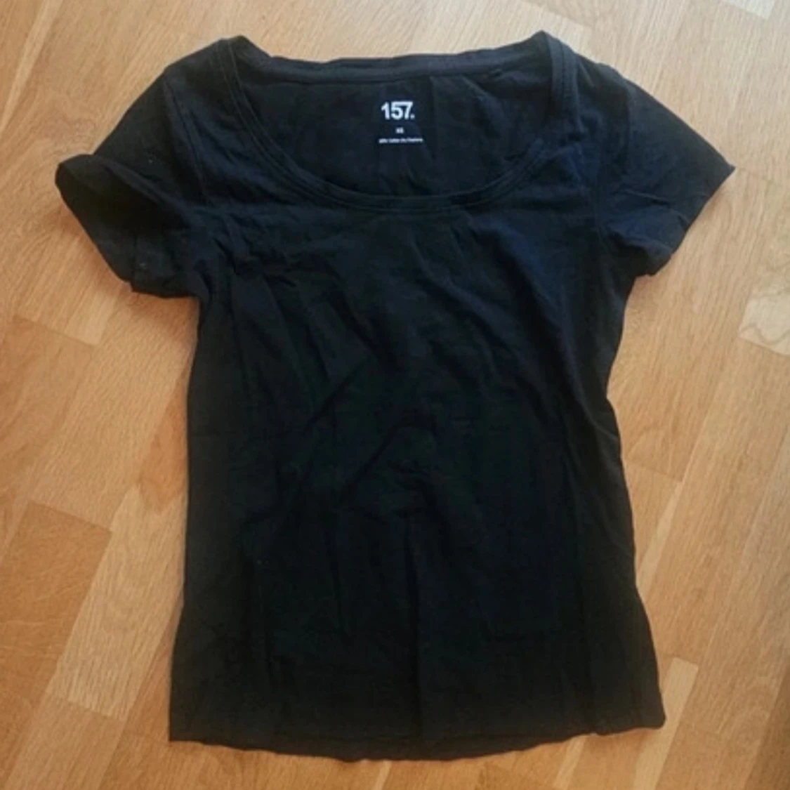 Svart kortärmad topp från 157