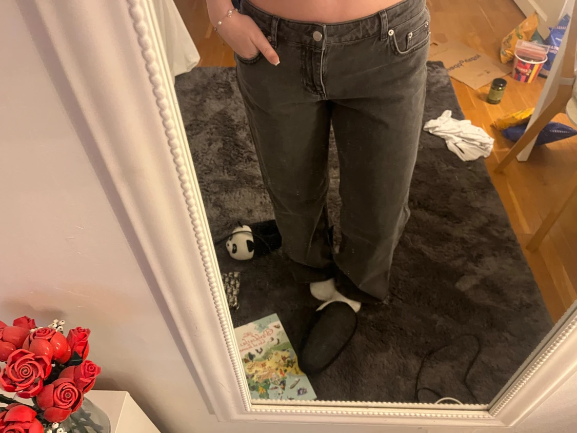 Svarta raka jeans från NA-KD, strl 38