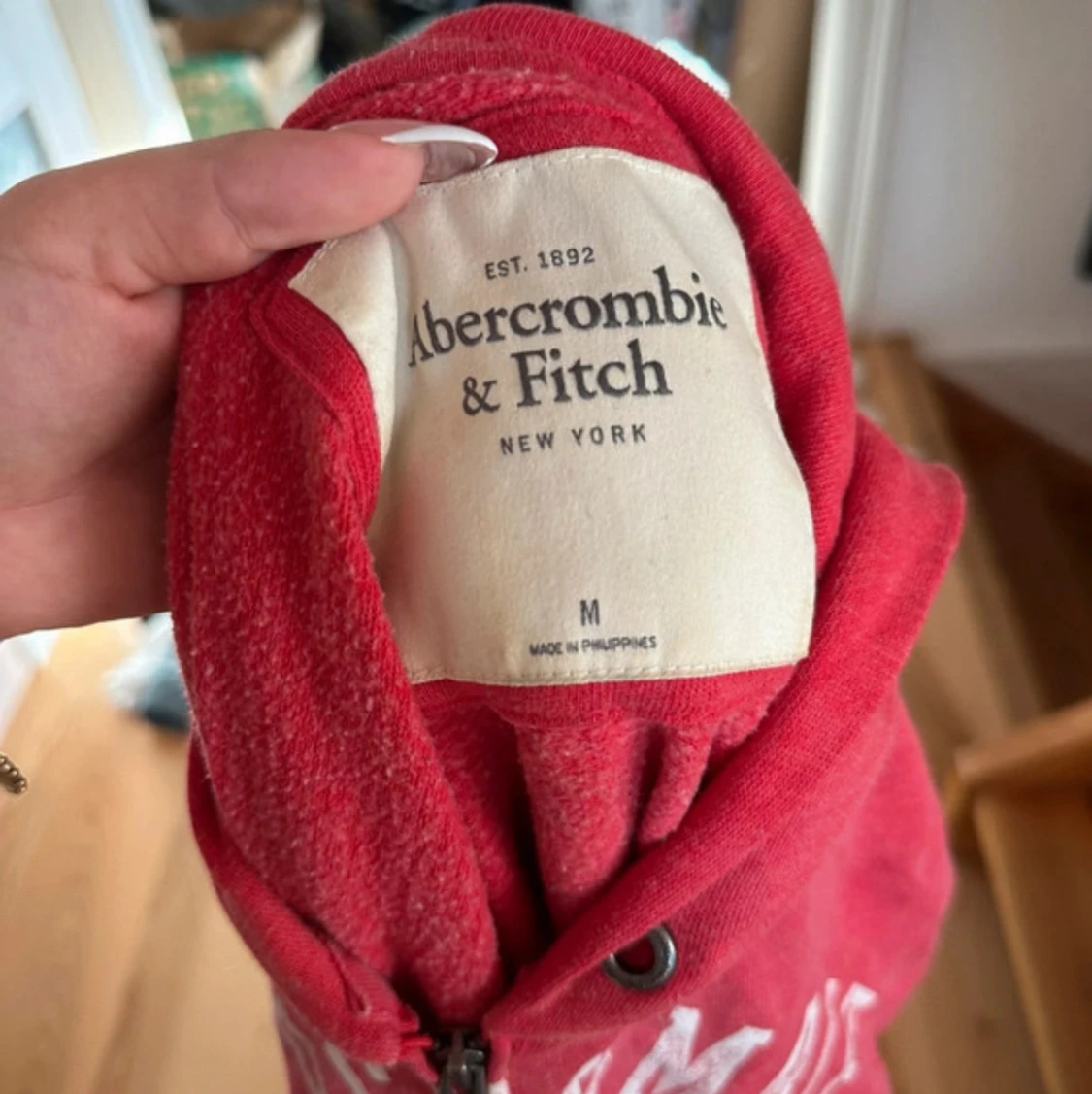 Röd hoodie Abercrombie & Fitch M - 1