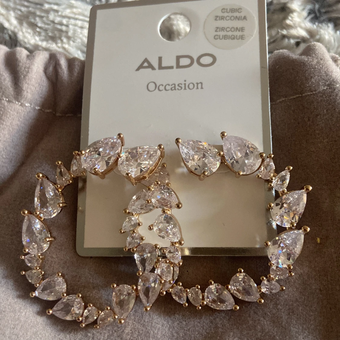 Glittriga örhängen från ALDO - 1