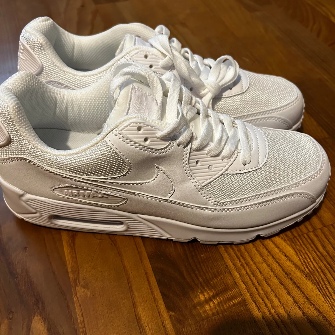 Nike Air Max 90 Triple White sneakers helt Nya - 3