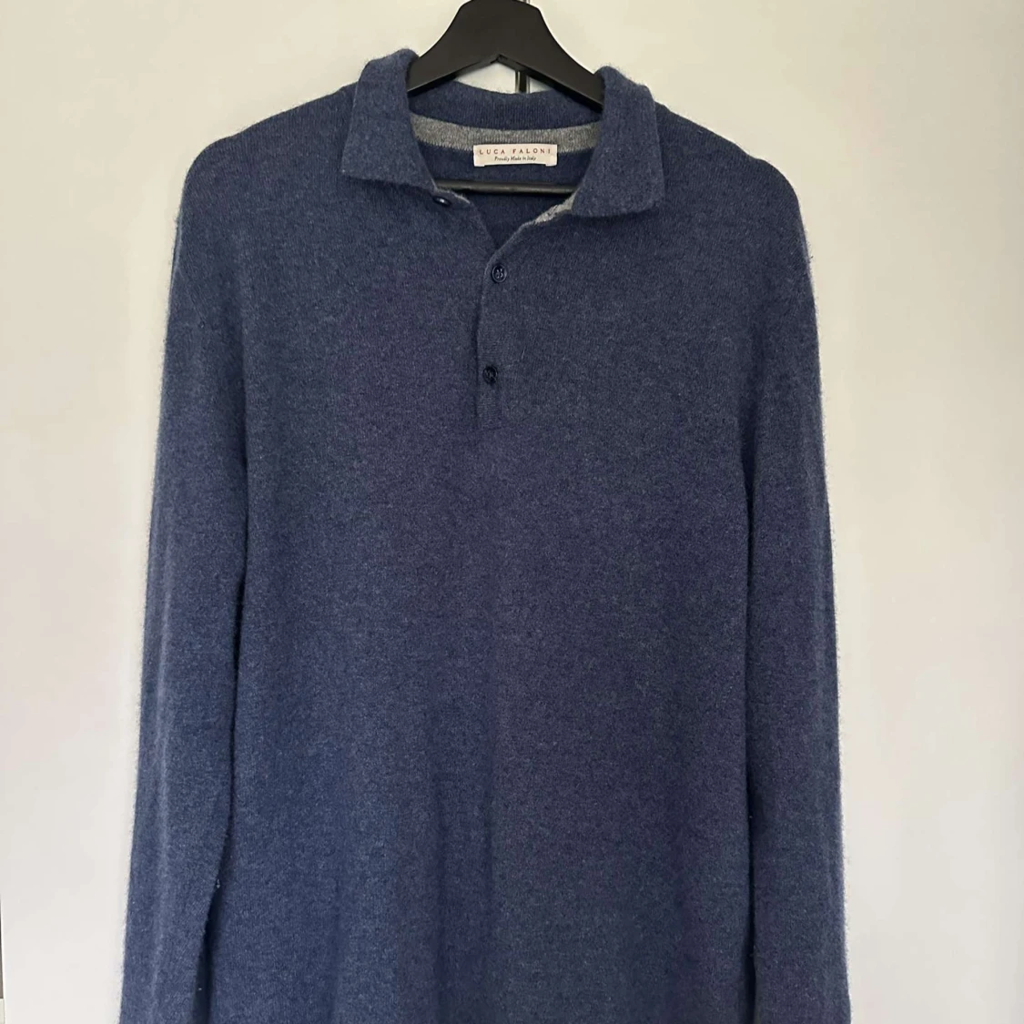 Blå kashmir pikétröja från Luca Faloni - 3
