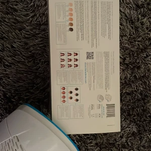 iGrow Hair Growth System PRO LH80 - iGrow PRO LH80 är en avancerad hårväxt-hjälm med laser- och LED-teknik för att stimulera hårväxt. Produkten är i fint skick och levereras med originalförpackning. Enkel att använda hemma, passar både män och kvinnor. Perfekt för dig som vill stärka och bevara ditt hår.