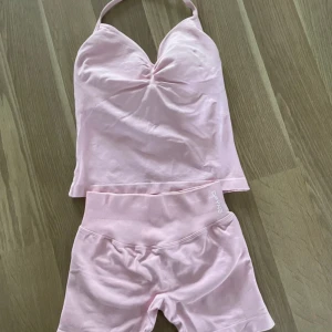 DFYNE - I storlek S modellen impact färgen Light pink