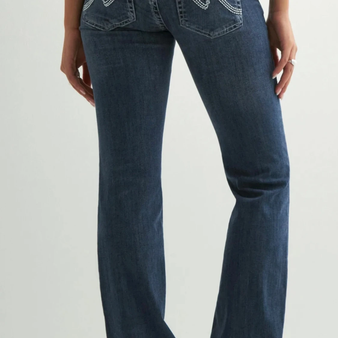 Blå bootcut jeans från Nelly - 1