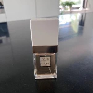 Coco Chanel Mademosielle  - Coco Chanel Mademosielle 35 ml Se bild för kvarvarande mängd. Äldre, förvarad mörkt. Äkta.