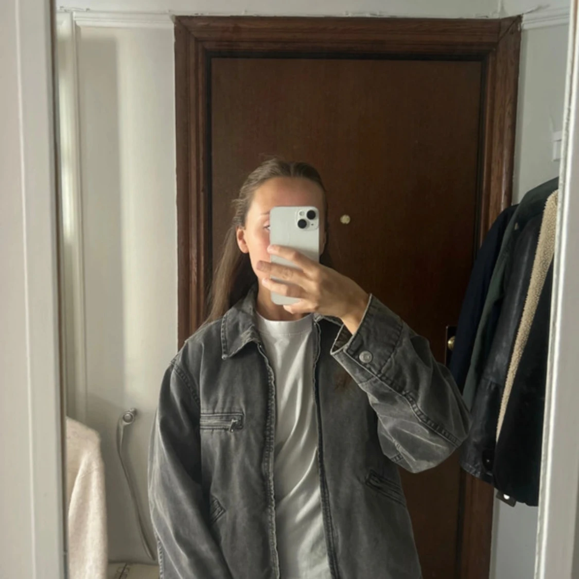 Grå jeansjacka från ZARA