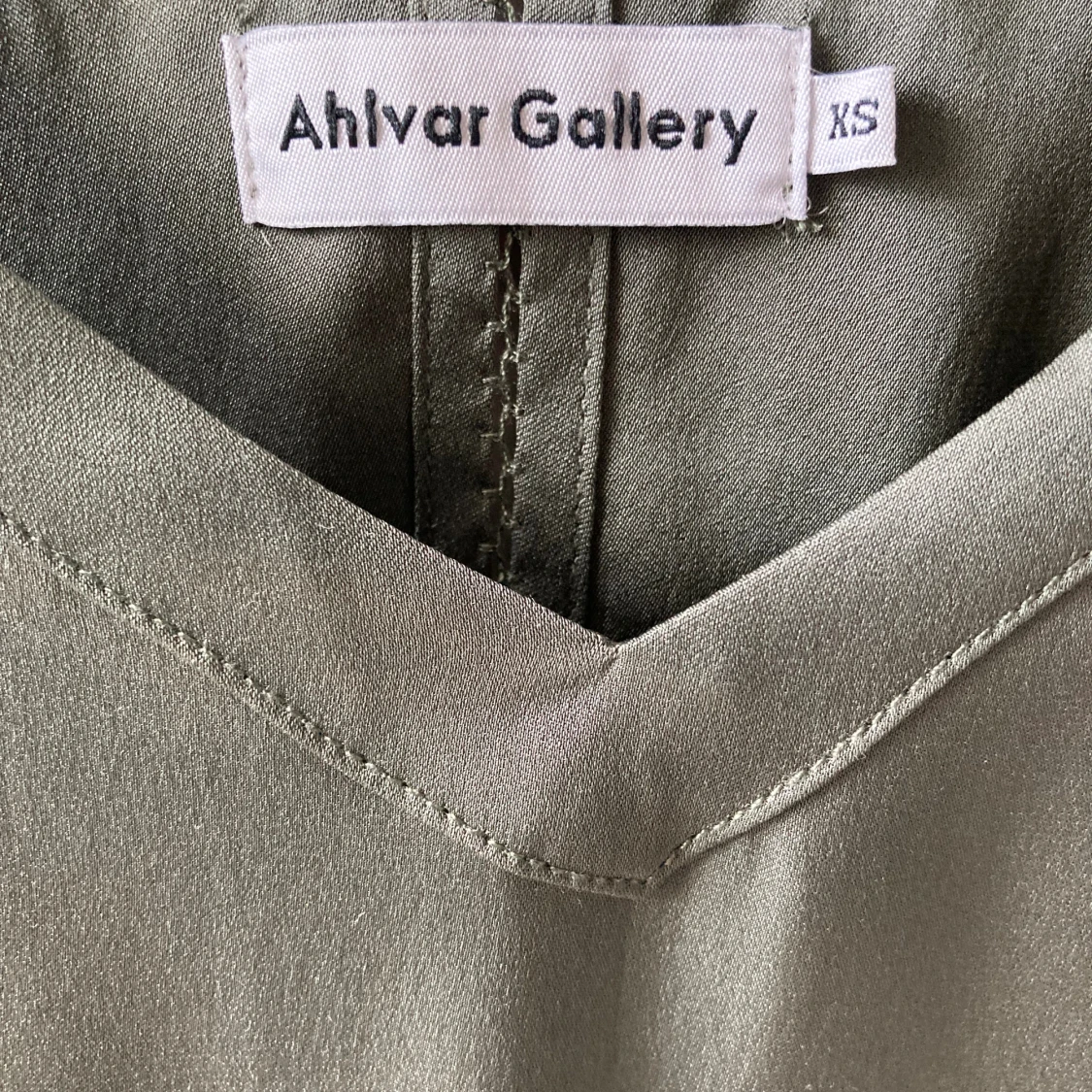 Grågrön linnetopp från Ahlvar Gallery - 1