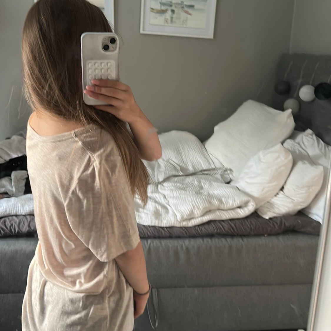 Beige t-shirt från Lindex, storlek S - 1