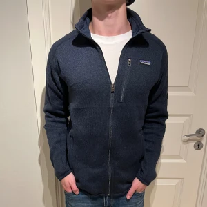 Patagonia Fleece - Säljer en riktigt skön Patagonia fleece! | Mycket fint skick utan defekter! | Storlek M. | Ställ gärna frågor innan du köper!