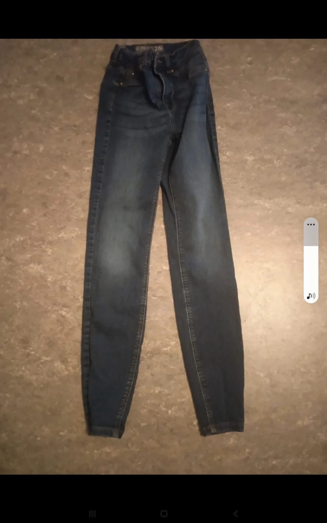 Mörkblå skinny jeans