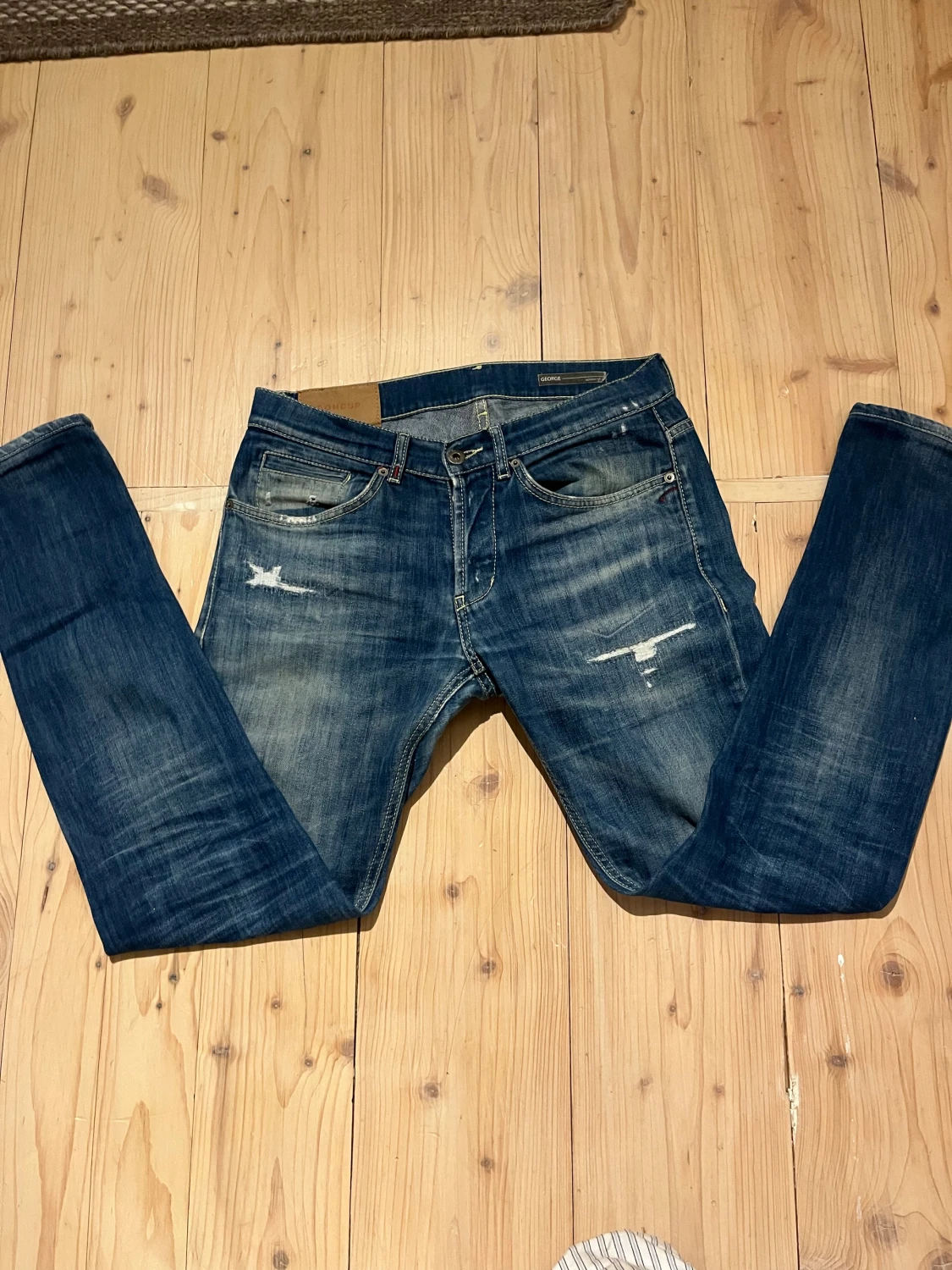 Blå Dondup George jeans med slitningar