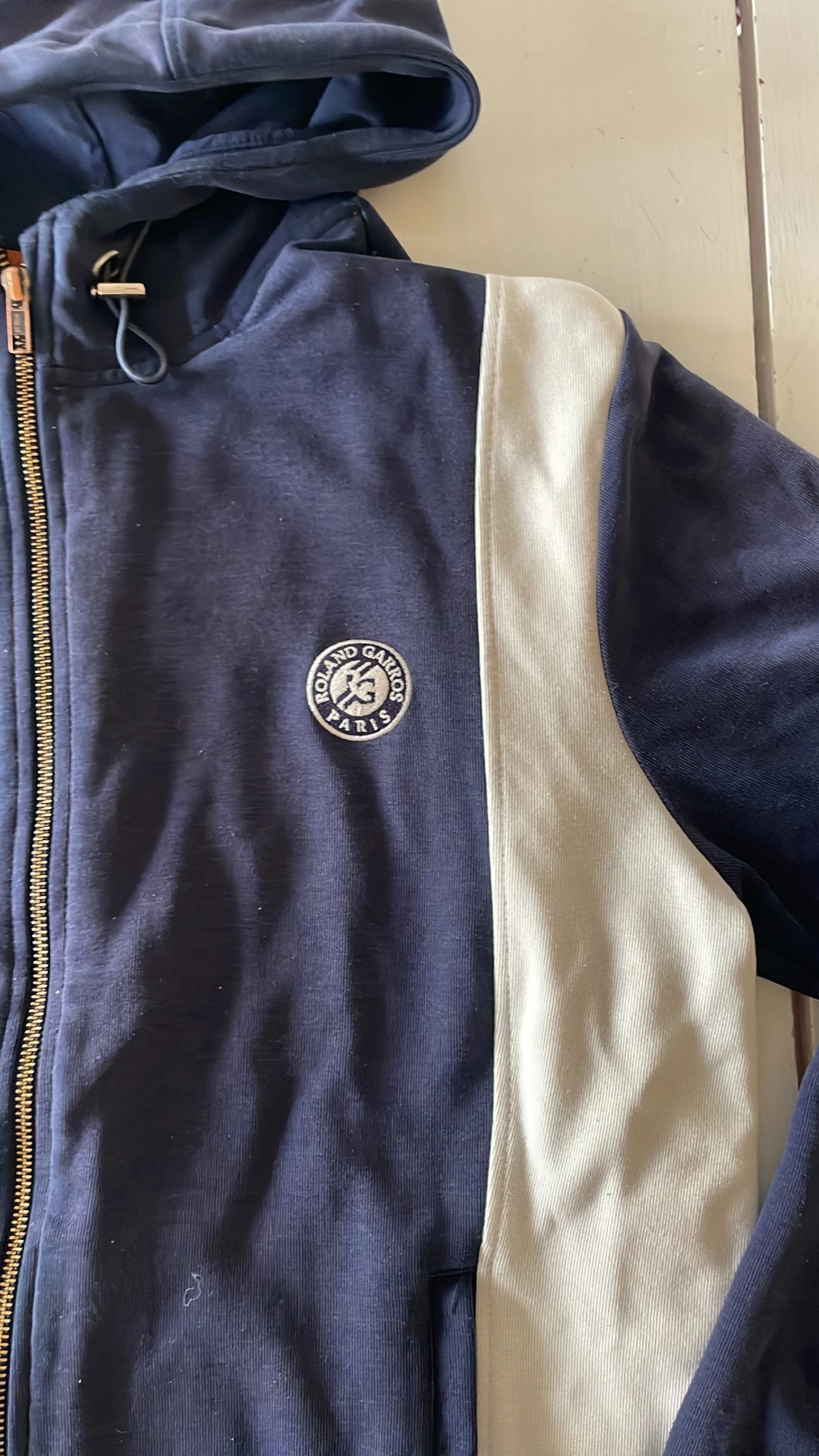 Blå och vit hoodie Roland Garros L - 1