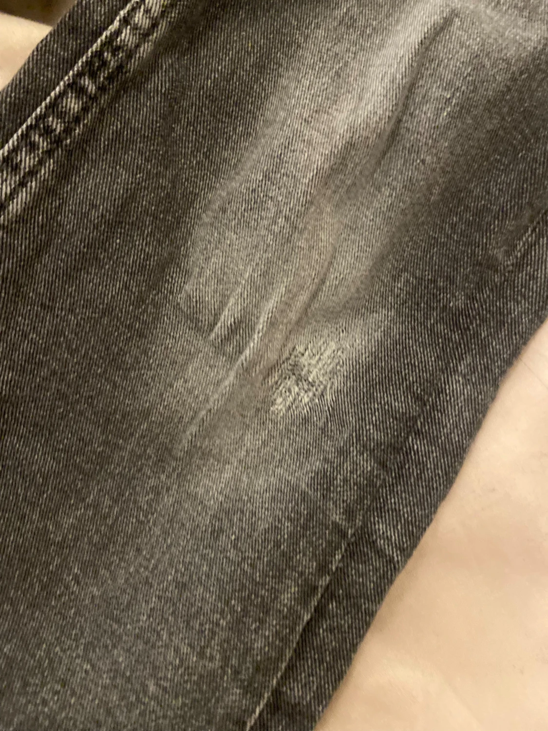 Grå bootcut jeans från Gina Tricot - 2