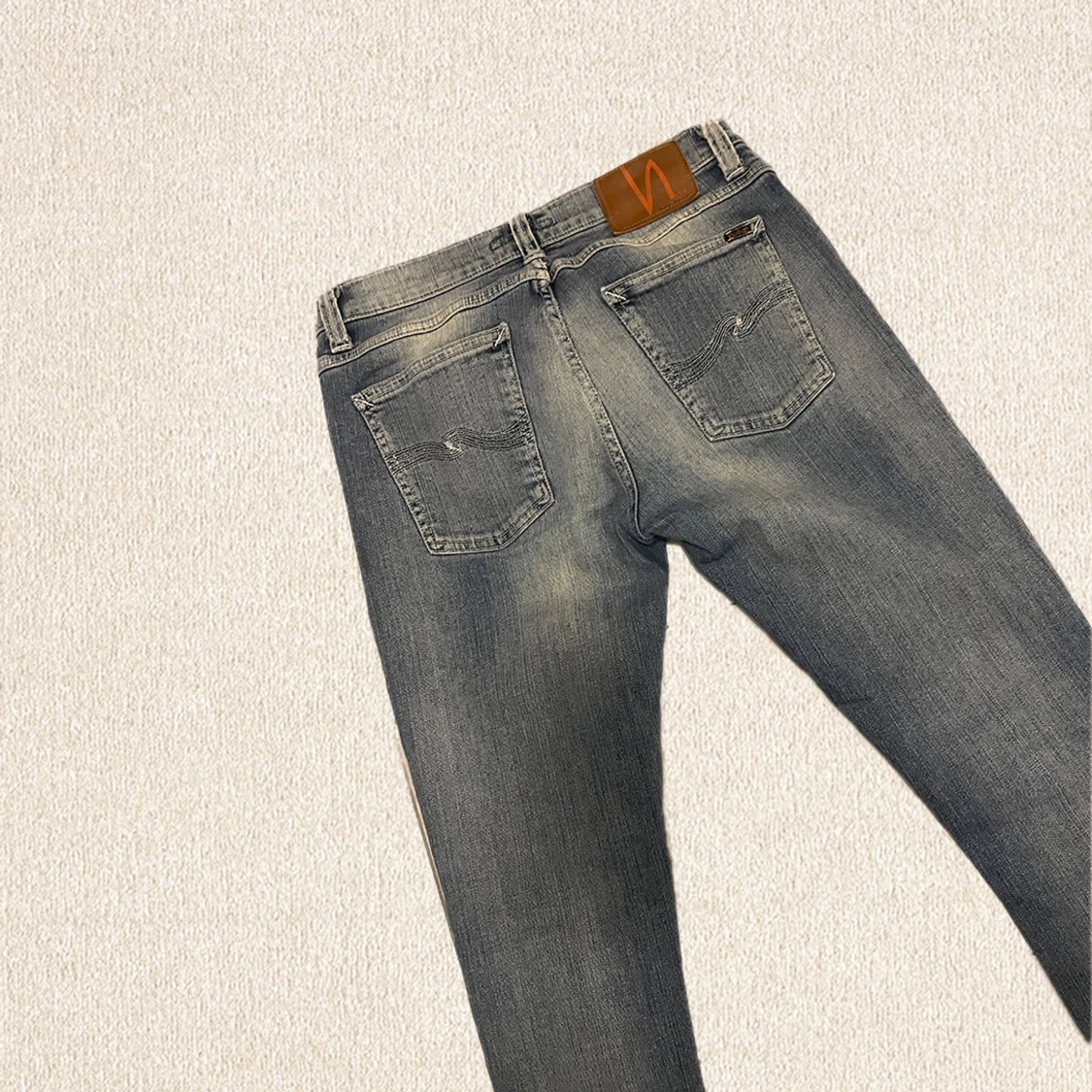NUDIE JEANS