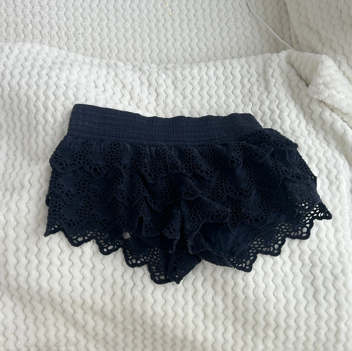 Hollister lågmidjade spetsshorts  - 1