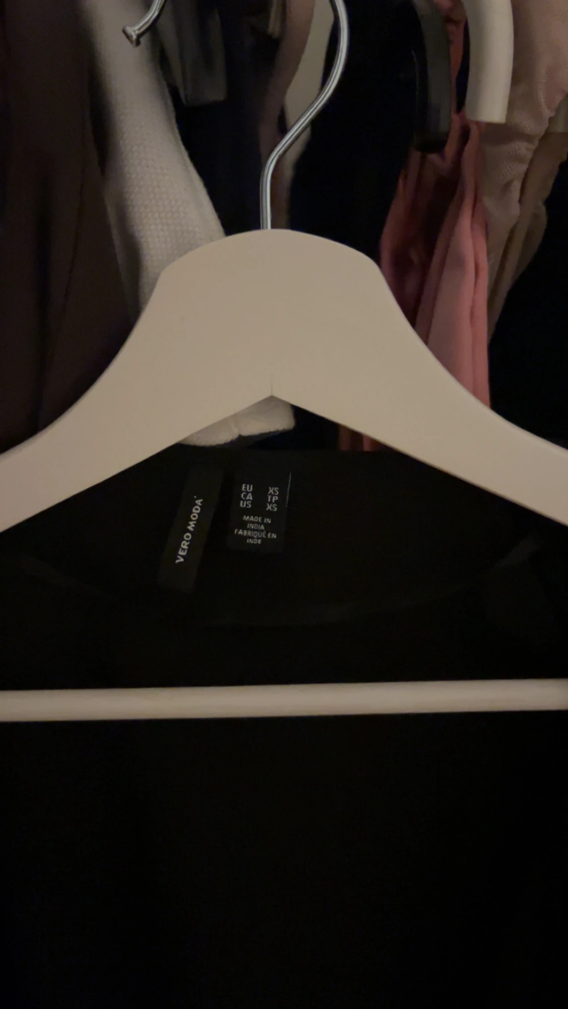 Svart omlottopp från Vero Moda XS - 1