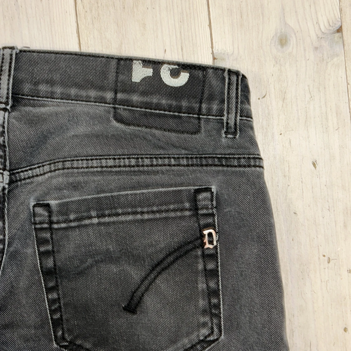 Grå/svarta från Dondup - 2