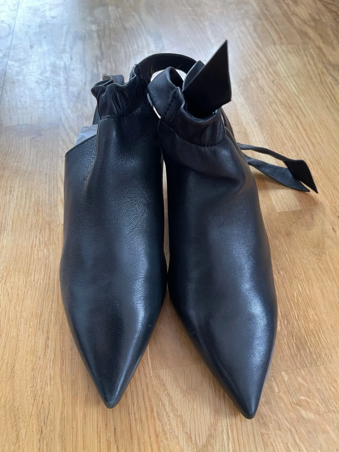 Svarta skinnstövletter från Wera