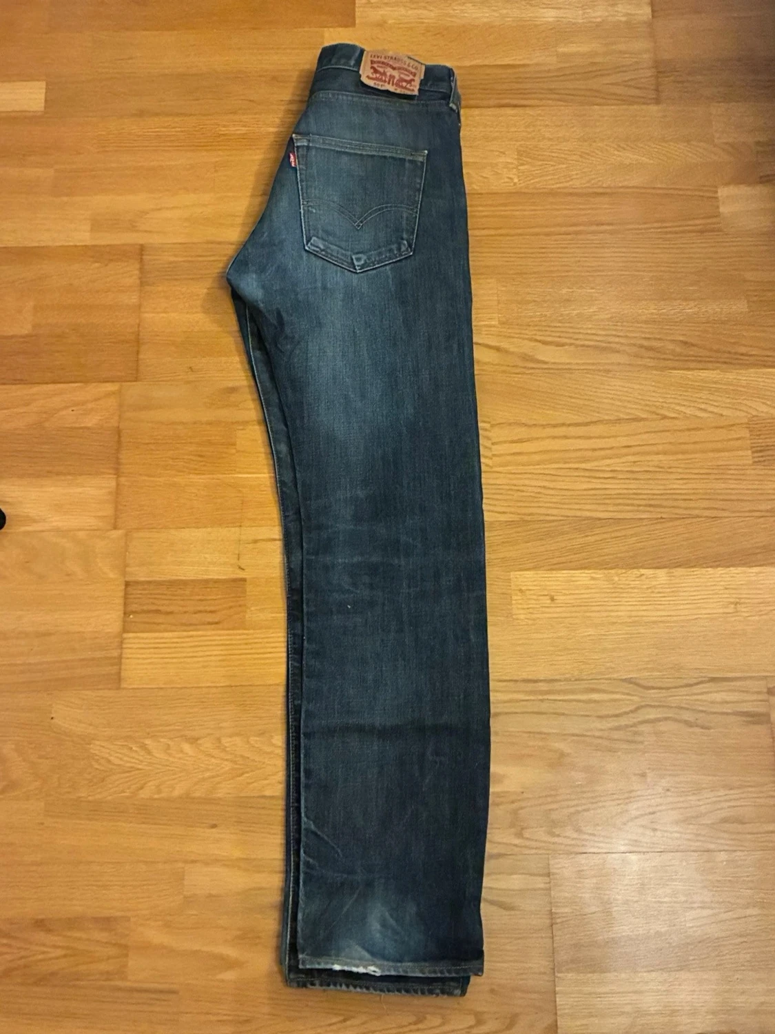 Levi's 501 mörkblå jeans W32 L34