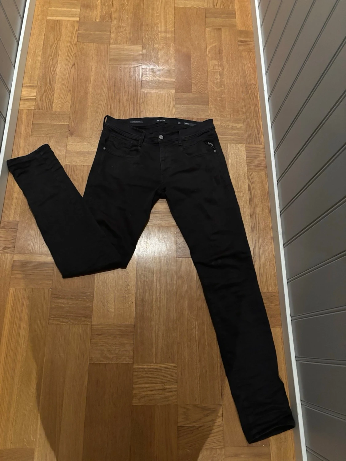 Replay Anbass svarta slim jeans