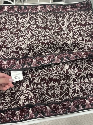 2 kuddfodral från Mio i sammet - 30x50cm 