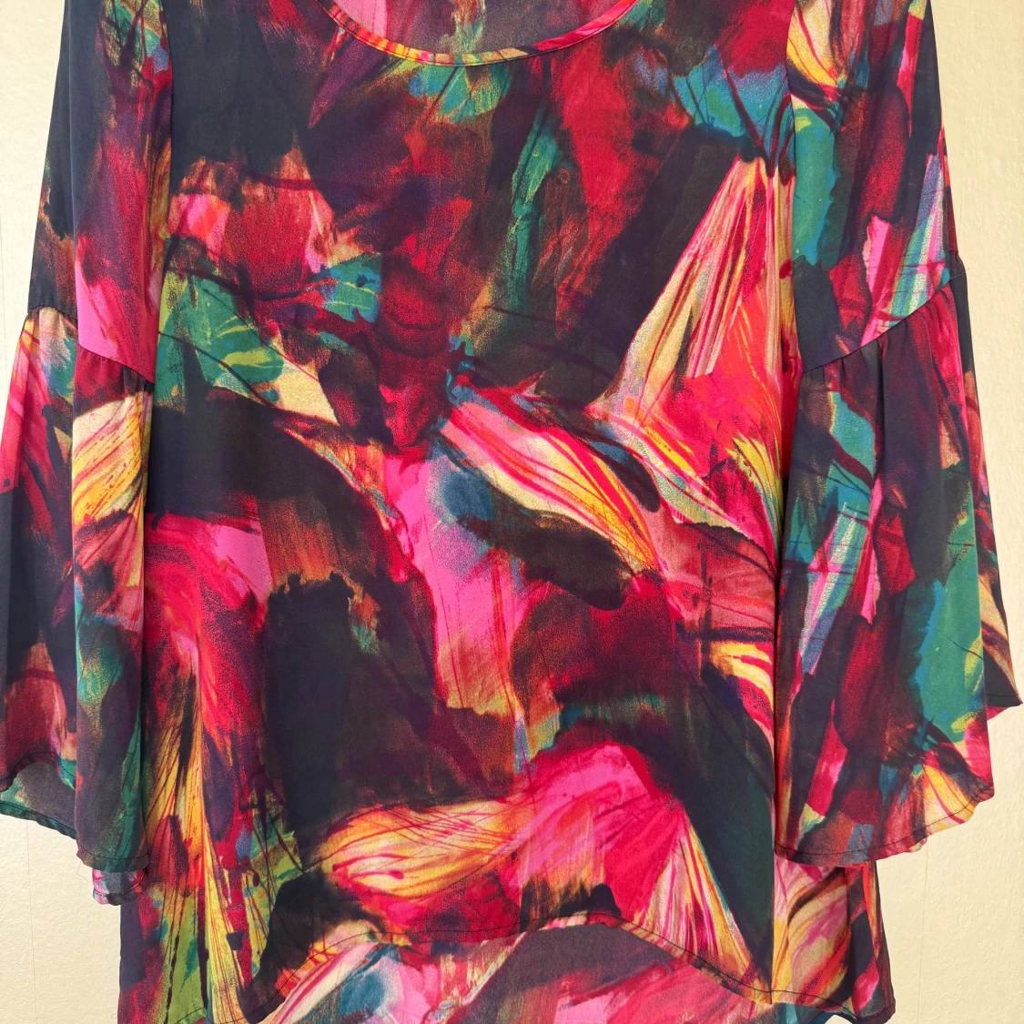 Färgstark mönstrad blus från Spense - 3
