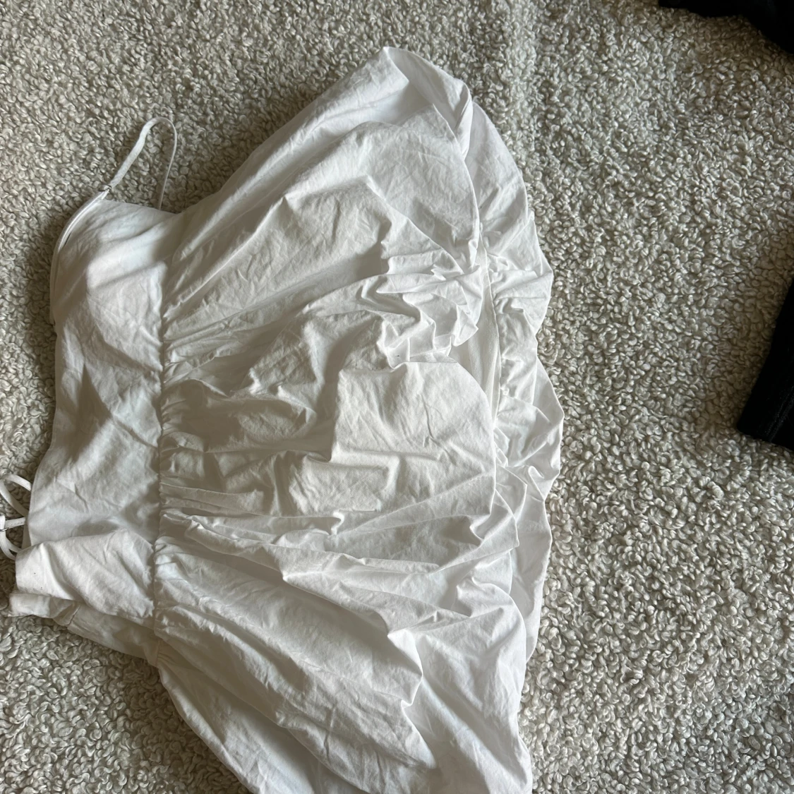 Vit volangig linnetopp från Pull&Bear - 2