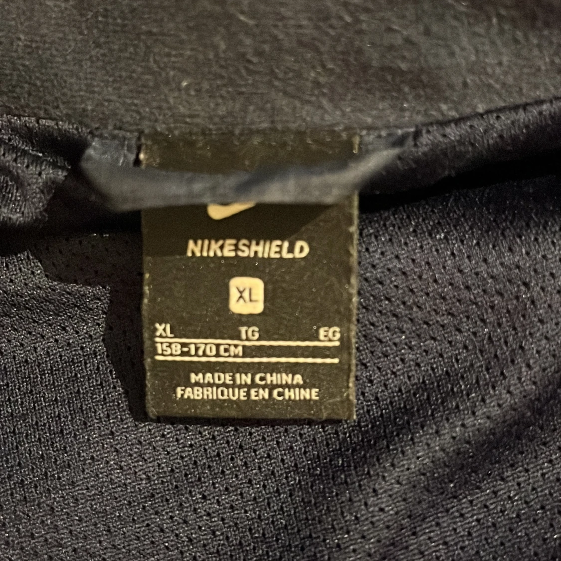 Mörkblå Nike vindjacka  - 3