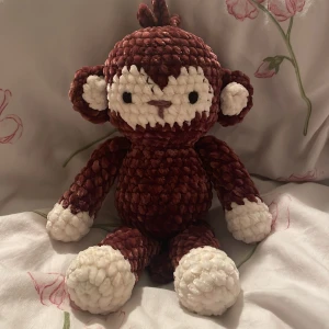 curious george - handgjord virkad apa. barnsäker. 🙈