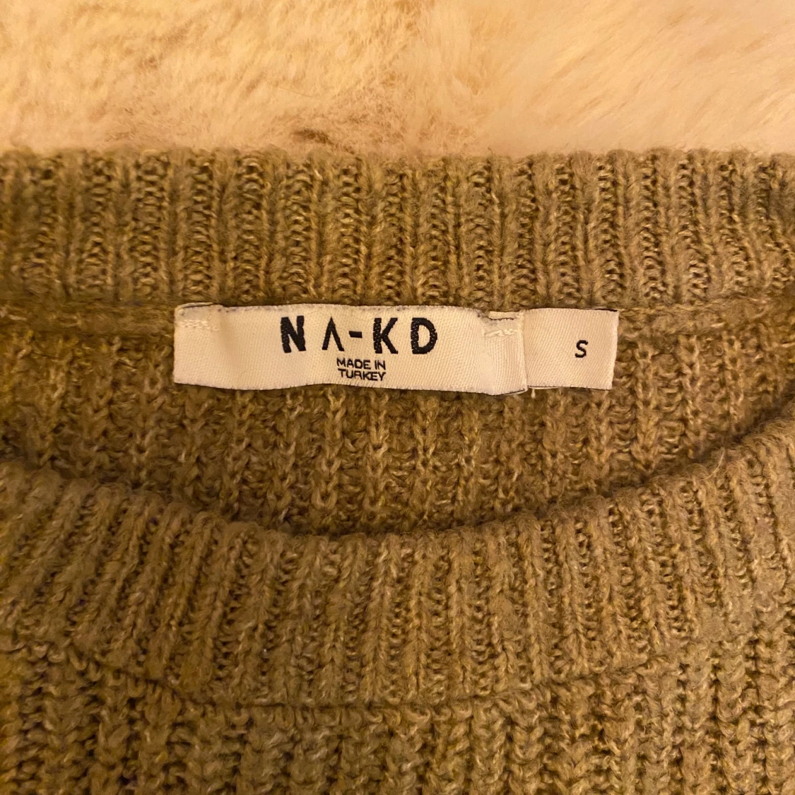 Beige stickad tröja från NA-KD - 3