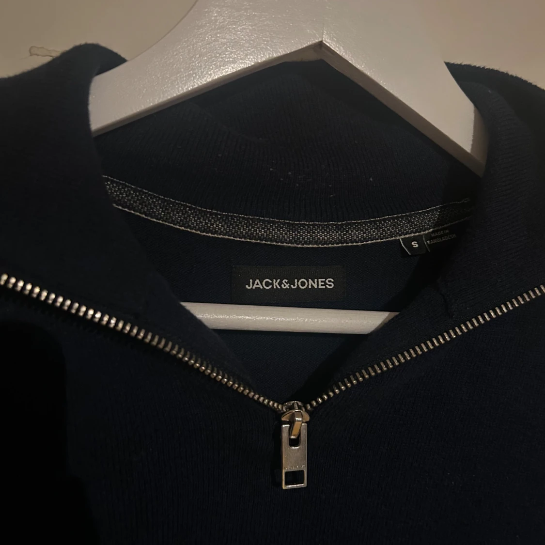 Mörkblå half zip tröja Jack & Jones - 1