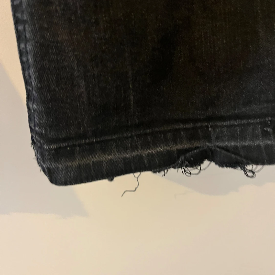 Svarta bootcut low/mid waist jeans  - 1