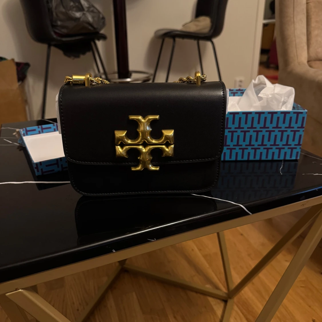 Svart axelväska från Tory Burch