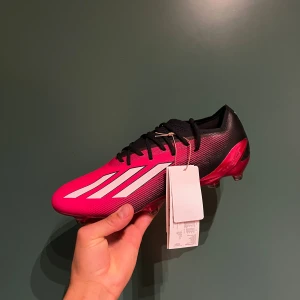 Adidas Speedportal Elite - Storlek 43 1/3, helt nya 