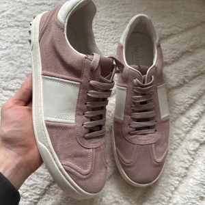 Valentino Flycrew Beige/Rosa 1/ST NIT - En flycrews nit