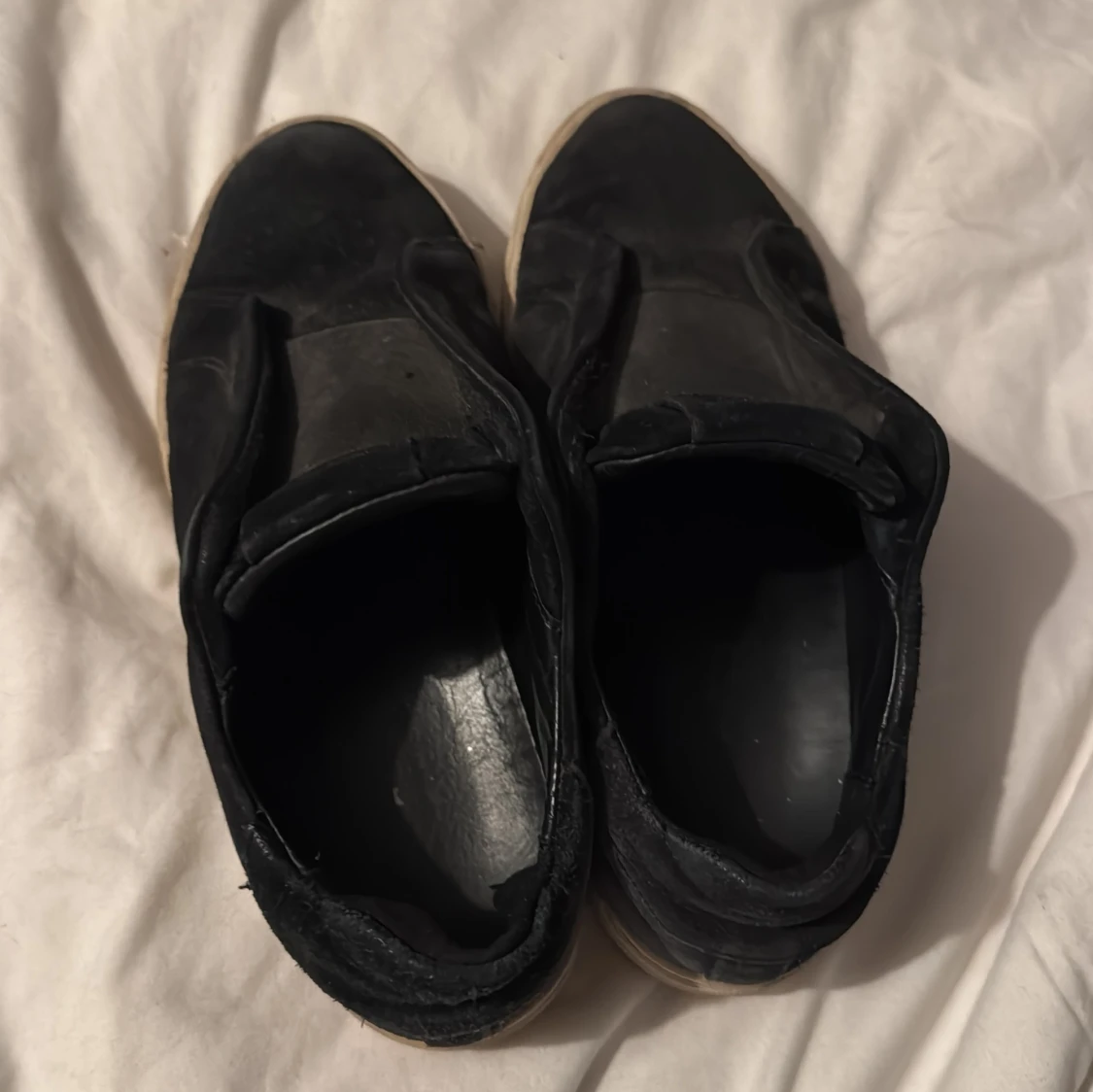 Svarta sneakers från Axel Arigato - 1