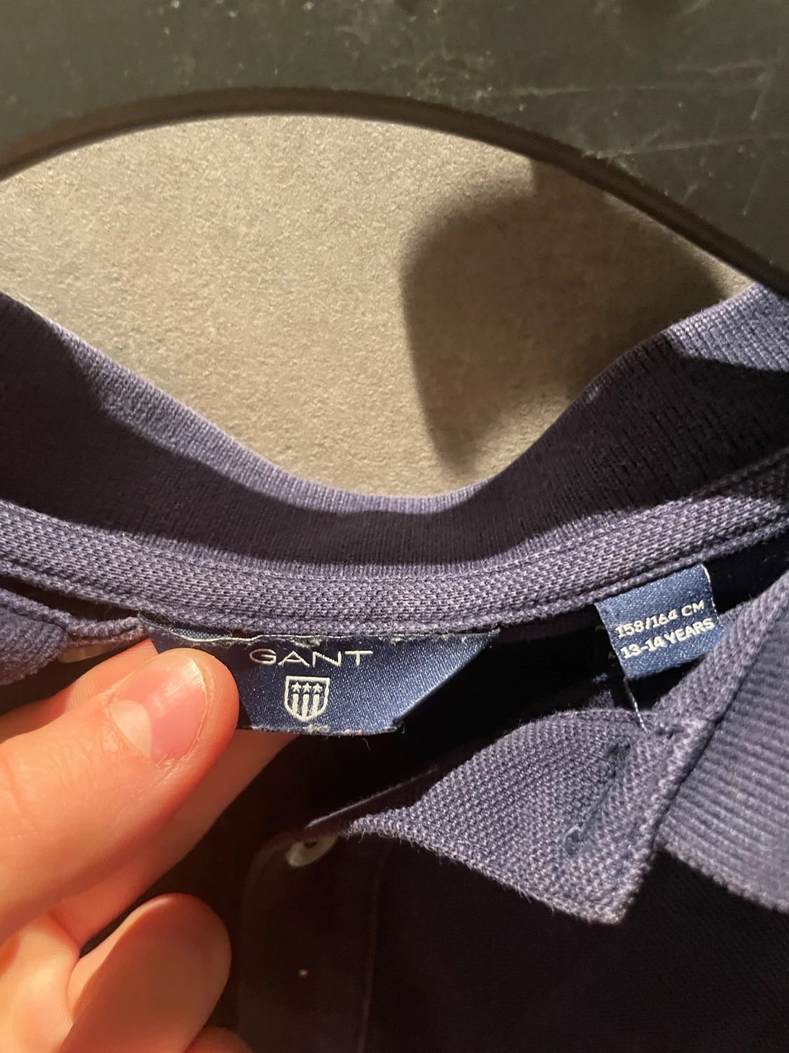 Marinblå pikétröja från GANT - 2