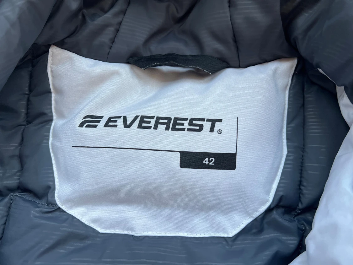 Vit jacka från Everest med huva - 2