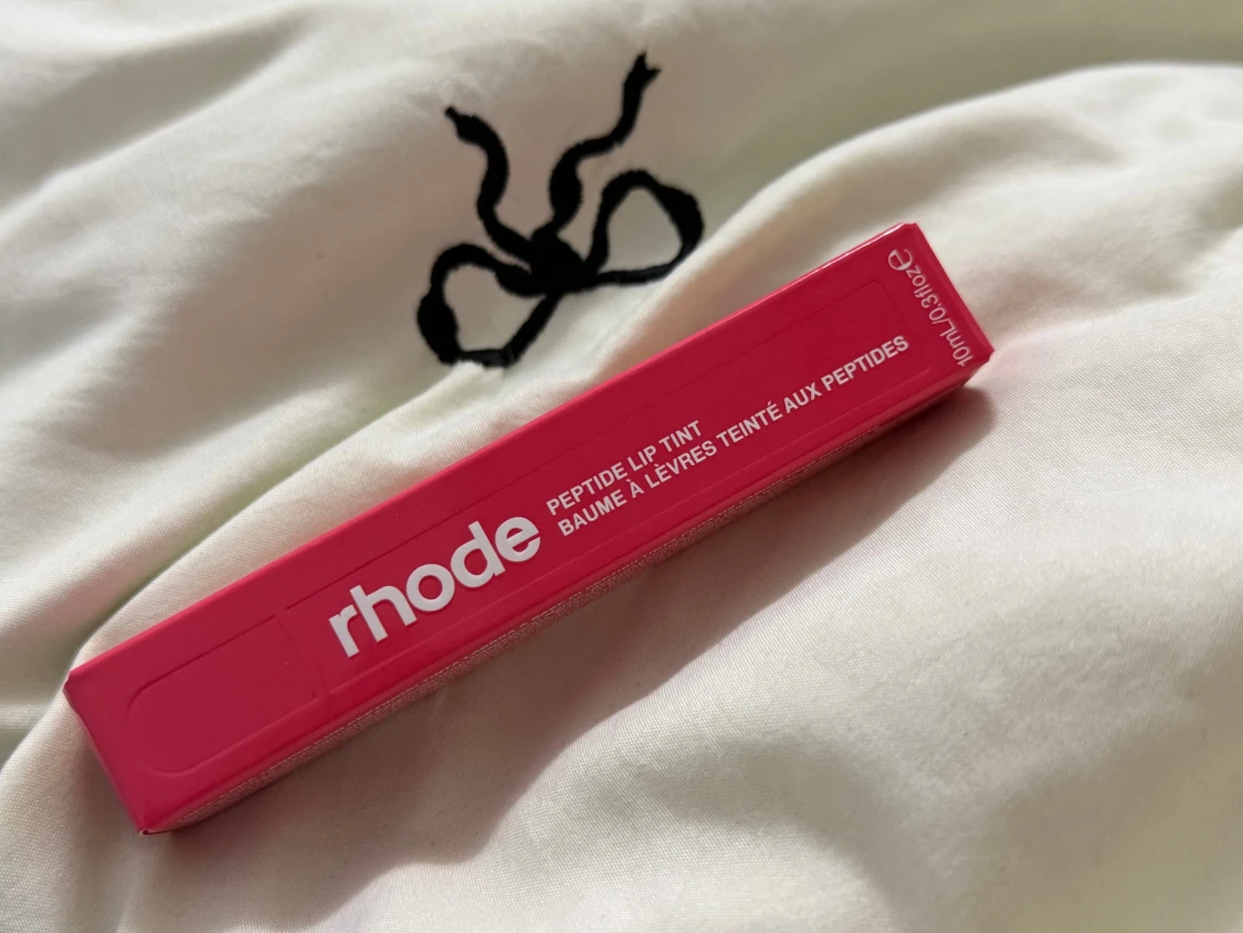 Rhode Peptide Lip Tint Guava Spritz - 2
