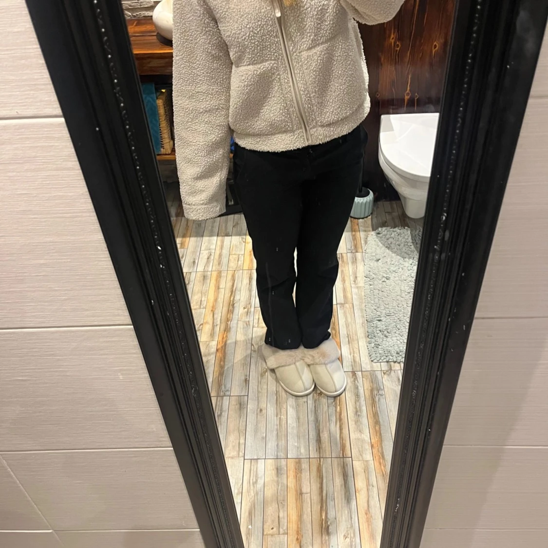 Beige teddyjacka med dragkedja - 2