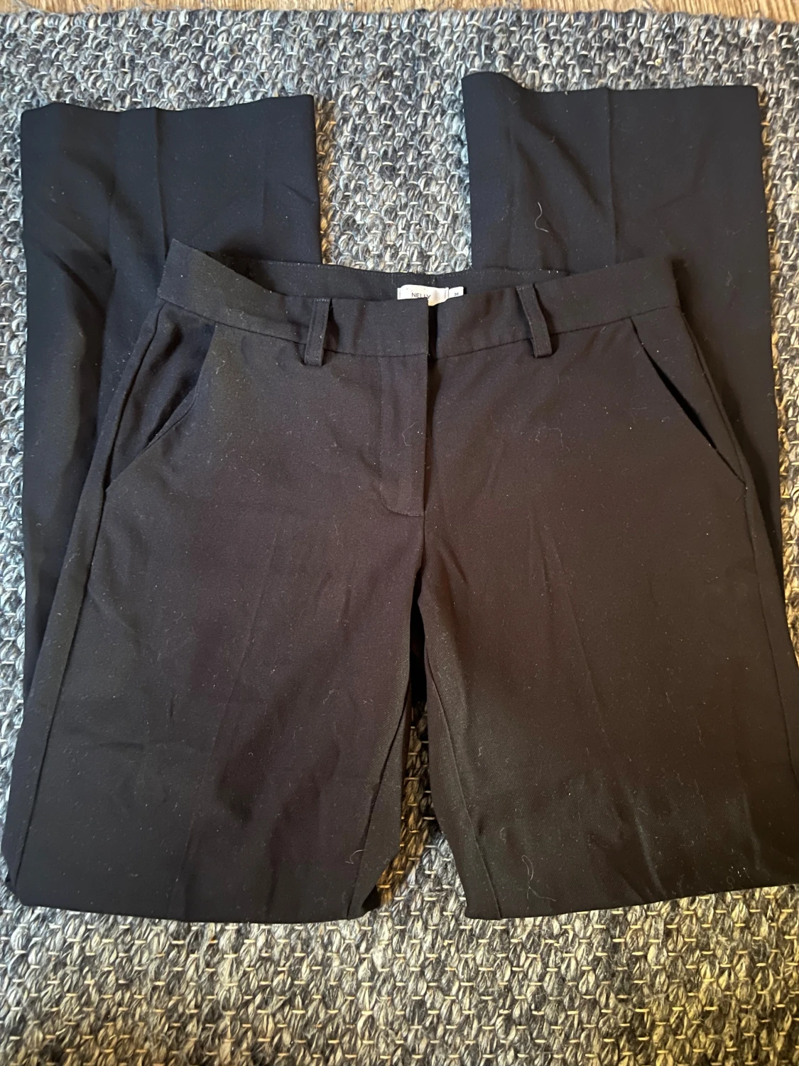 Svarta kostymbyxor Nelly - 2