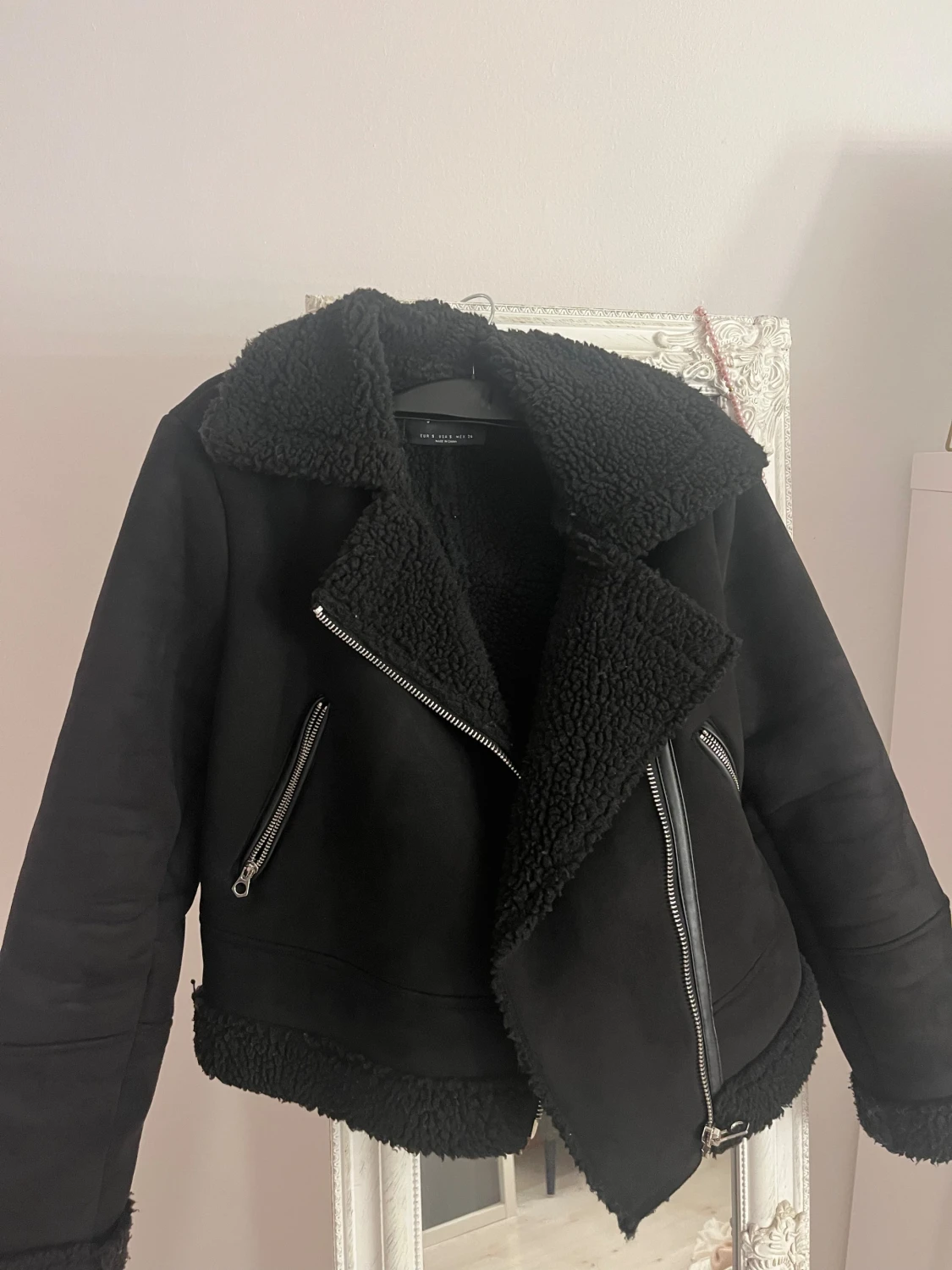 Svart teddyjacka - 1