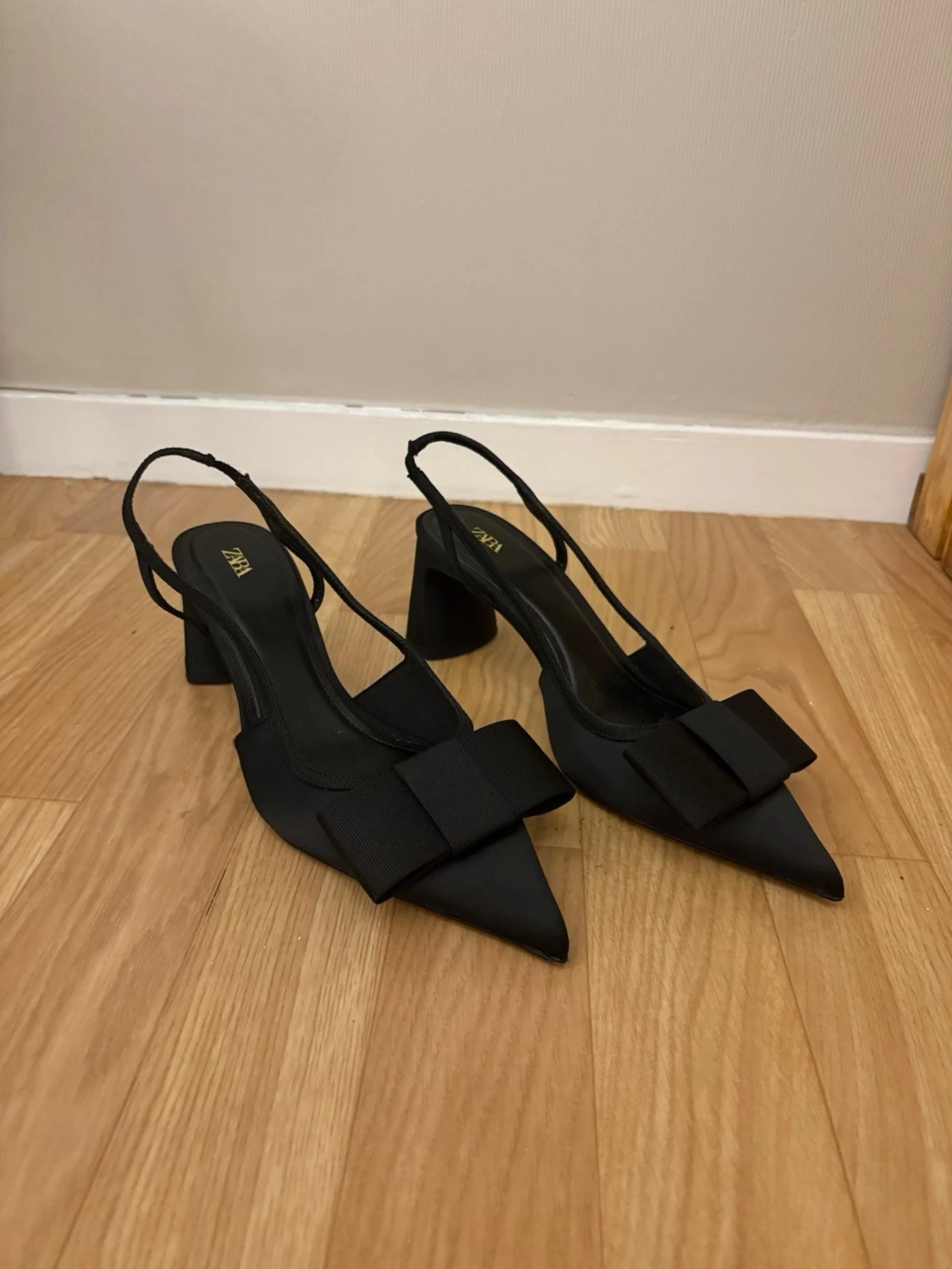 Svarta klackar från Zara - 1